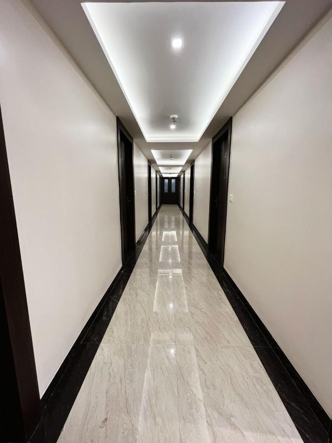 Hotel Mk Grand Varanasi Exterior photo